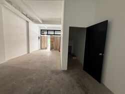 Cavan Road (D8), Retail #623214231